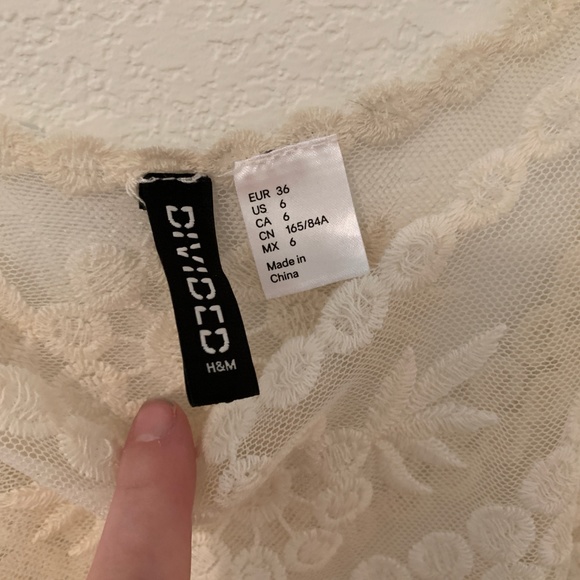 H&M - Divided - Cream lace tank - Picture 4 of 4